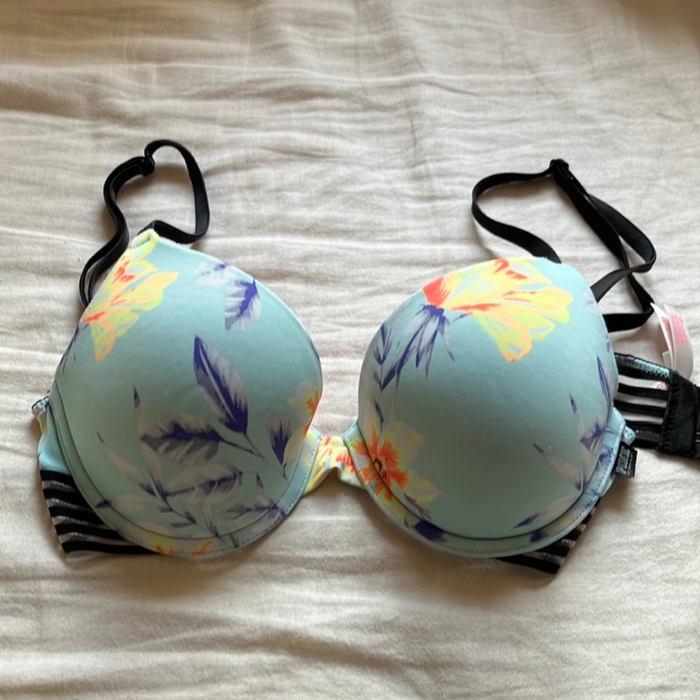 vs pink wear everywhere push up bra